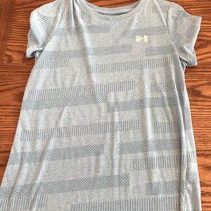 Under Armour tshirt